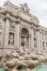 Fototapeta na wymiar Side view of Trevi fountain in Rome