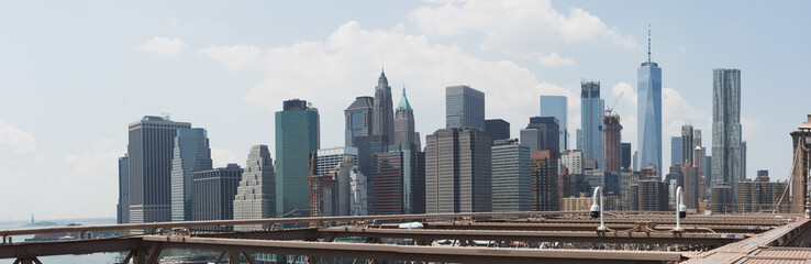 Fototapeta na wymiar Lower Manhattan from the Brooklyn Bridge
