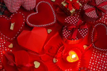 Many valentine day hearts
