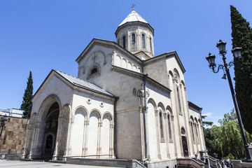 Fototapeta na wymiar Facade of the Kashveti church of Saint George in Tbilisi, Georgia