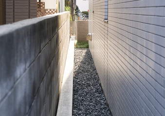3階建てアパートの敷地　建ぺい率　東京都心部