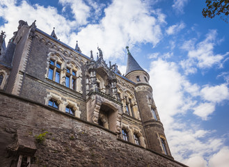 Fototapeta na wymiar wernigerode castle with blue sky