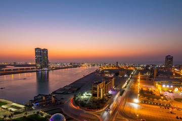 Fototapeta premium Aerial view to Ras Al Khaimah from the bar located on the top of the hilton hotel