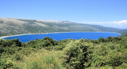 Fototapeta na wymiar lake Vrana on the island Cres, Croatia