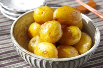 ジャガイモの煮っころがし（煮物）　家庭料理