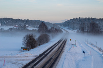 Obraz premium Slipery road