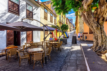 Fototapeta na wymiar Historic downtown in Icod de los Vinos on Tenerife, Canary Islands, Spain
