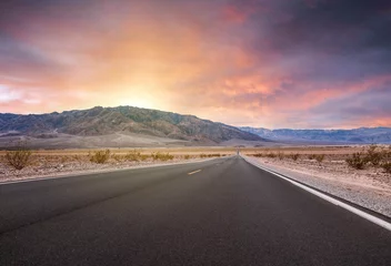Fotobehang route dans le désert © Image'in