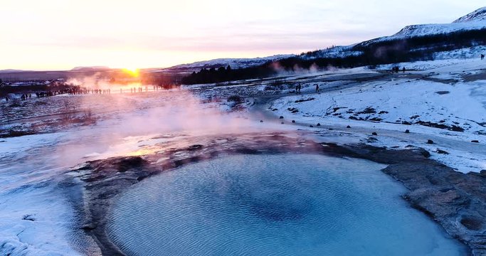 geyser en vue a&eacute;rienne