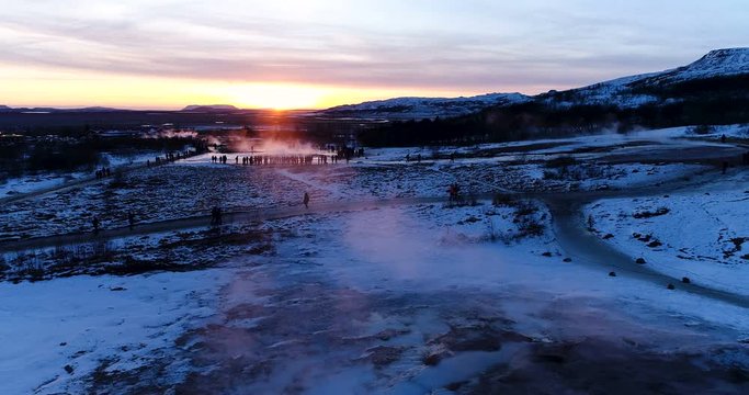 geyser en vue a&eacute;rienne