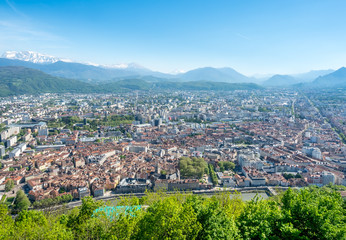 Obraz premium Cityscape view of Grenoble, France