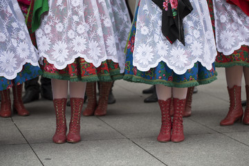 Fototapeta na wymiar Polish folk/dance group with traditional clothing