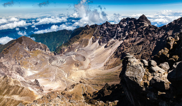 Crater of the active volcano Guagua Pichincha