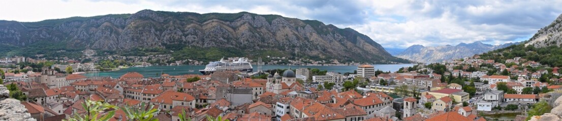 Fototapeta na wymiar Panoramic view of Kotor old town in Montenegro 
