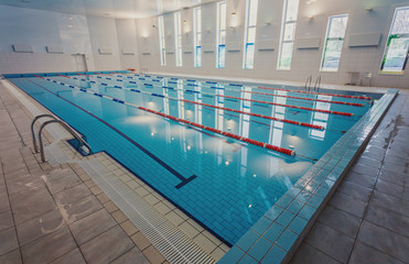 Swimming pool with race tracks