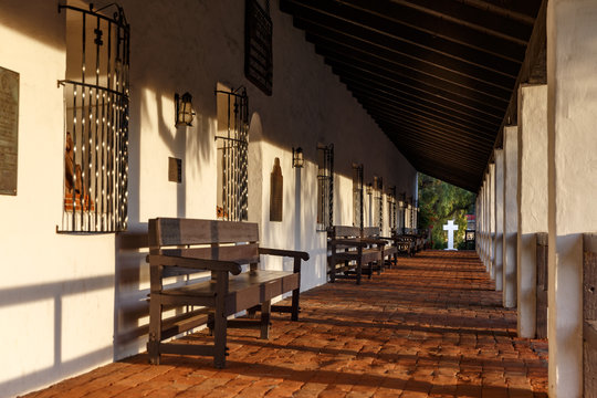 Mission Basilica San Diego de Alcal&aacute;
