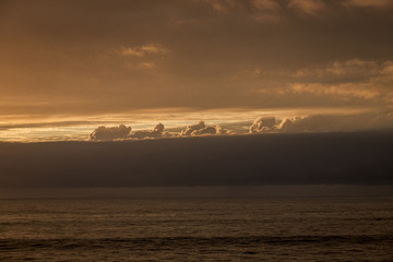Obraz premium Sunset Clouds Over Catalina Island