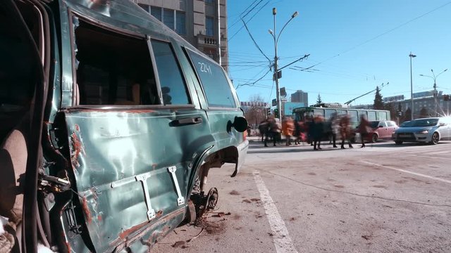 Car after car crash. Time lapse