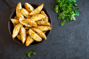 Baked potato wedges