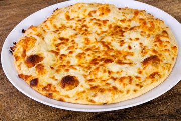 Tasty Cheese pizza