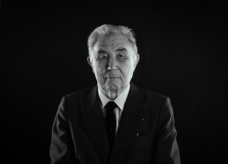 black and white portrait of an old man