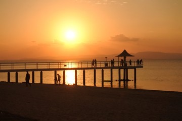 Fototapeta na wymiar the sunset in the beach