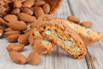 Cantucchini