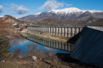 Lago della Montagna Spaccata