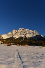 Fototapeta na wymiar Ehrwald / Bezirk Reutte in Tirol 