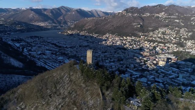 baradello Castle and Como under the snow 70