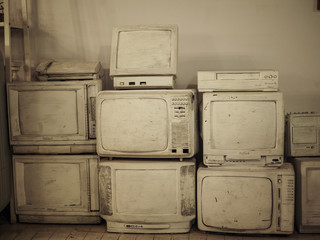 old white television art 