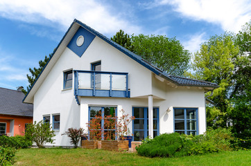 Haus, Einfamilienhaus, wohnen in Deutschland