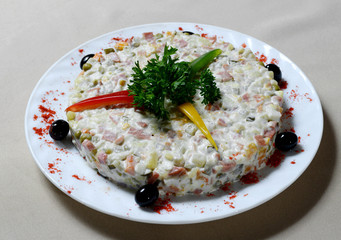 Fresh vegetable salad on plate.