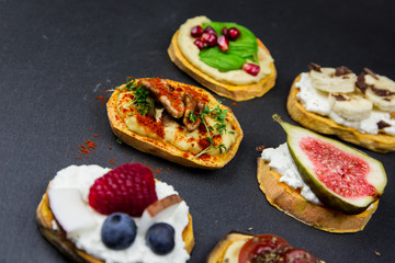 Süße und herzhafte Süßkartoffeltoasts
