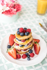 Pancakes with berries 
