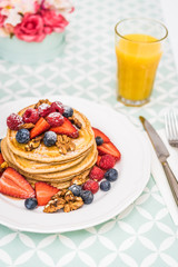 Pancakes with berries 