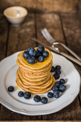 Pancakes with berries 