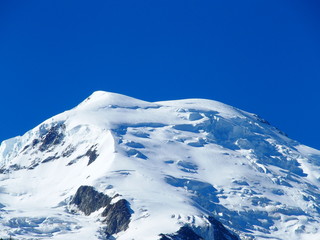 Fototapeta na wymiar Mont Blanc peak in Chamonix seen from Aiguille du Midi