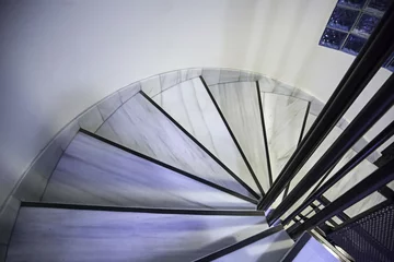 Store enrouleur occultant Escaliers Escalier intérieur en marbre