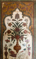 Plakat details on the wall of Tomb of I'timād-ud-Daulah in Agra, India