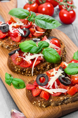 Bruschetta with fresh tomato and basil