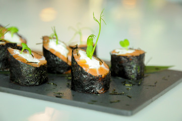 salmon roll