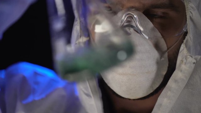 Laboratory assistant combined liquid reagents, manufacturing biological weapons