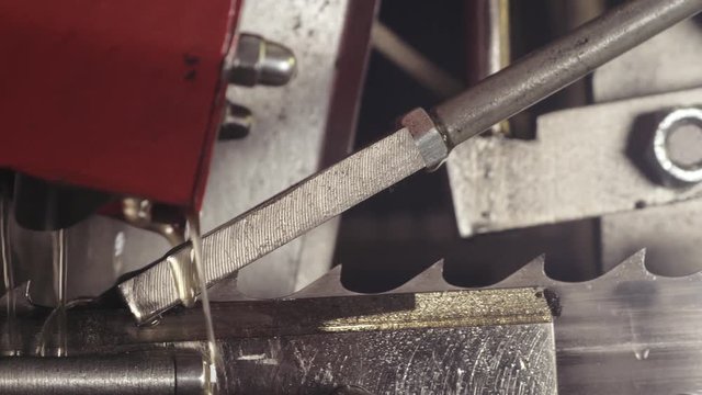 Sharpening bandsaw closeup