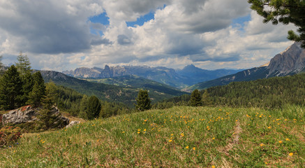 Obraz premium Panoramic view of Val Badia, Italy