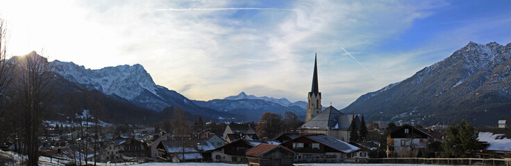 Fototapeta na wymiar Garmisch Pano