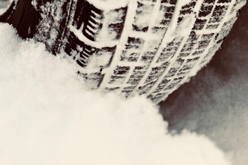 スタッドレタイヤ