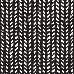 Hand drawn style seamless pattern. Abstract geometric tiling background in black and white. Vector doodle line lattice