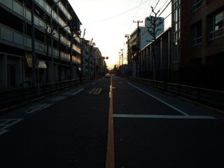 Fototapeta premium 道 町 夕焼け