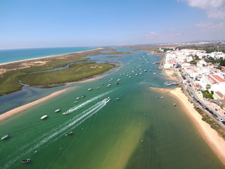 Cabanas de Tavira en Portugal, localidad costera de Tavira en el distrito de Faro, región del...